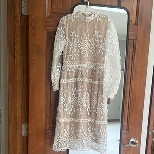 Elegant White Lace Dress